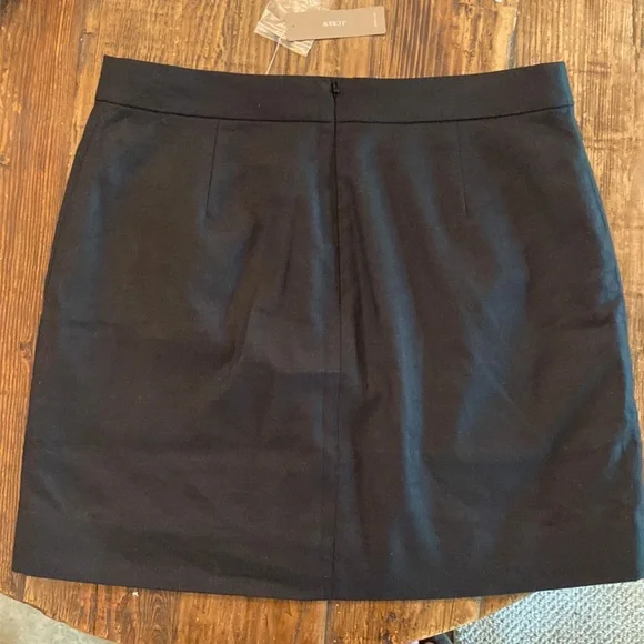 J Crew black mini skirt with pockets AP056 sz 10 - Picture 2 of 6